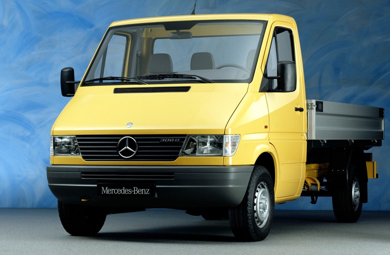 Подбор аккумулятора SPRINTER 2-t Бортовой 901/902 в магазине 8 926 257-4321