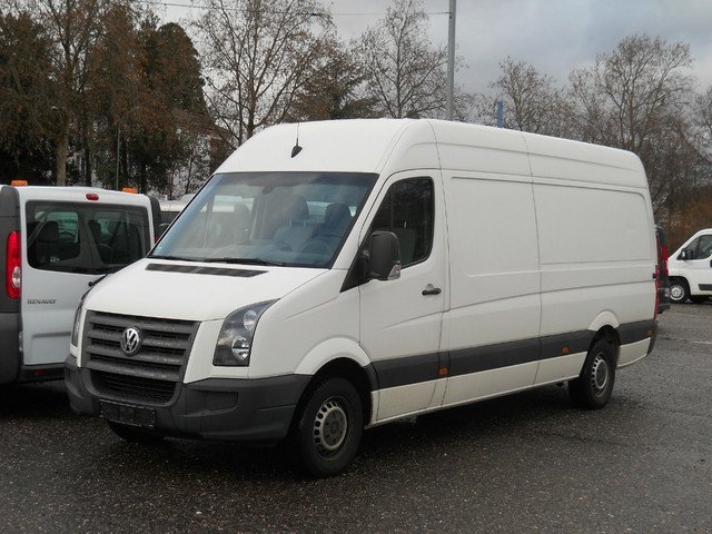 Подбор аккумулятора CRAFTER 30-35 Bus (2E) в магазине 8 926 257-4321