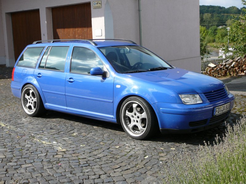 Подбор аккумулятора BORA Kombi (1J6) в магазине 8 926 257-4321