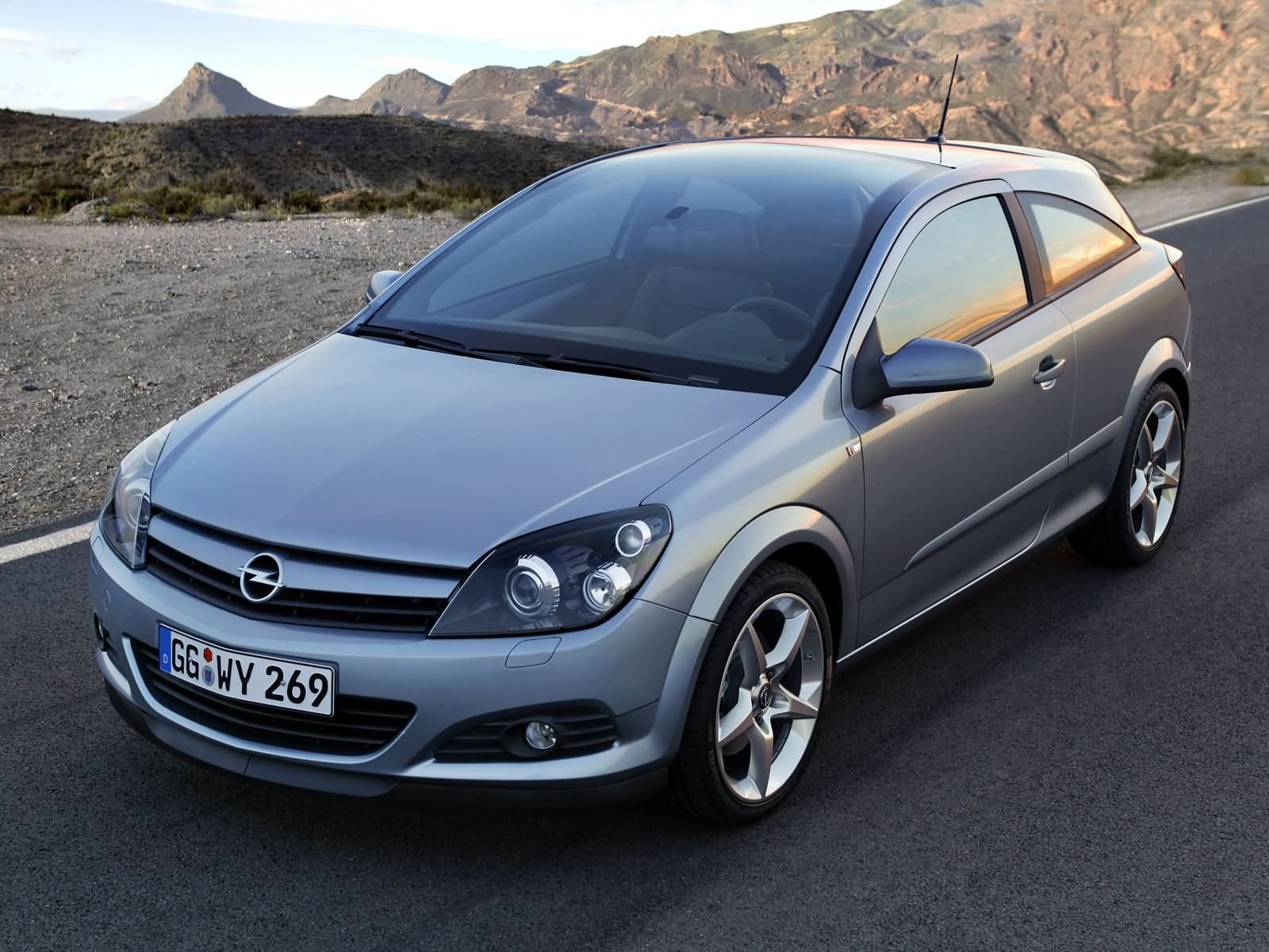 Подбор аккумулятора ASTRA H GTC в магазине 8 926 257-4321