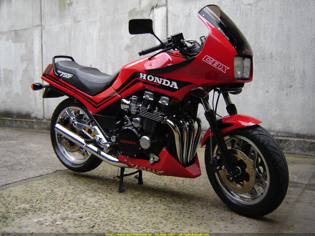 Подбор аккумулятора CBX 750 в магазине 8 926 257-4321