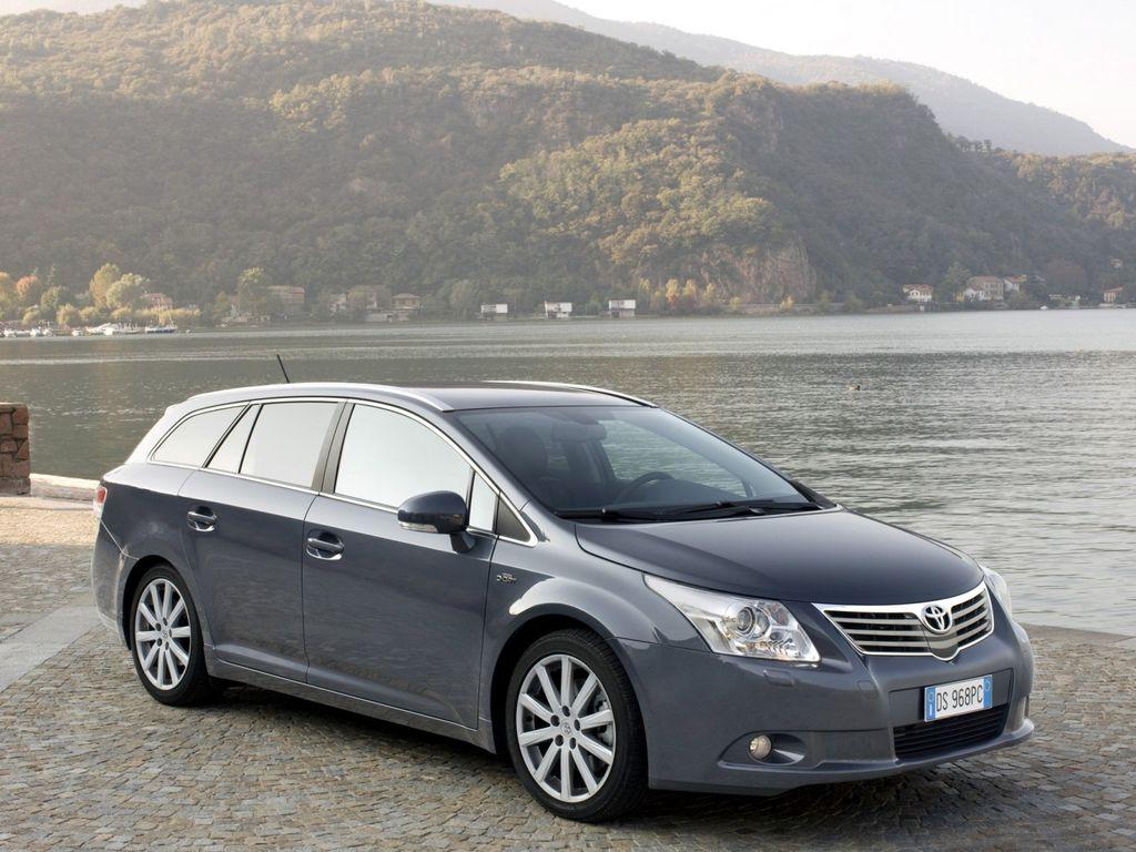 Подбор аккумулятора AVENSIS Station Wagon (T27) в магазине 8 926 257-4321