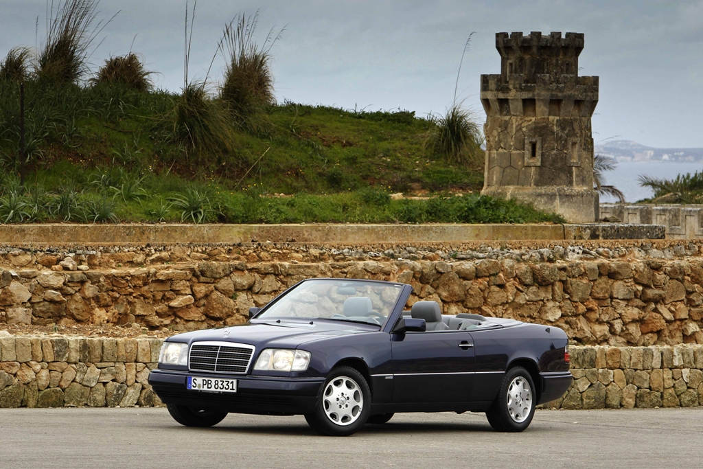 Подбор аккумулятора E-CLASS Cabriolet A124 в магазине 8 926 257-4321