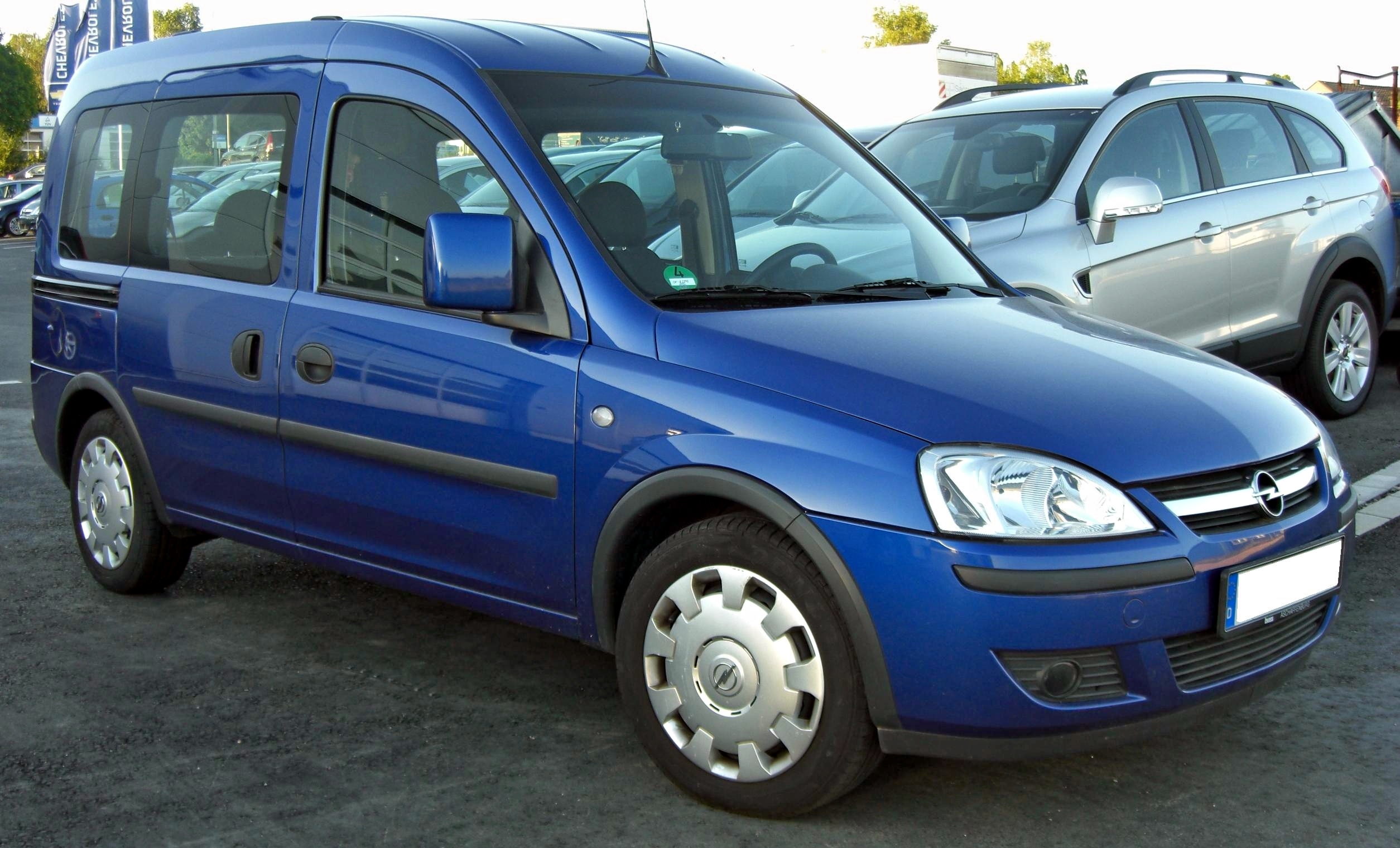 Подбор аккумулятора COMBO Tour в магазине 8 926 257-4321