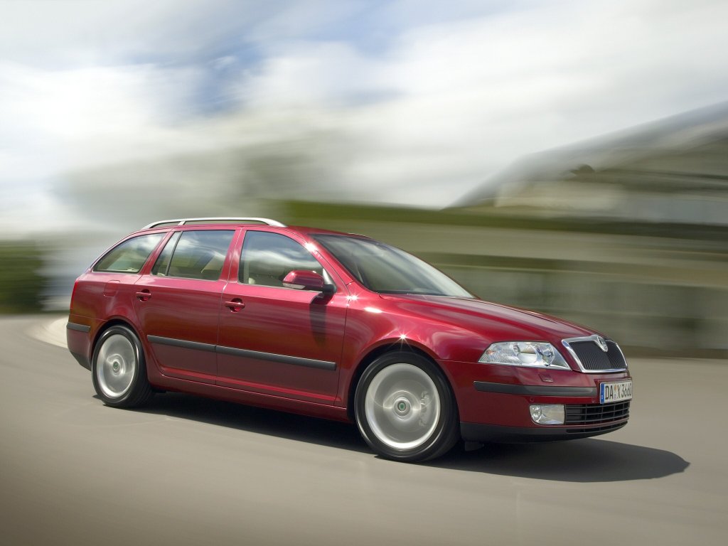 Подбор аккумулятора OCTAVIA Combi (1Z5) в магазине 8 926 257-4321